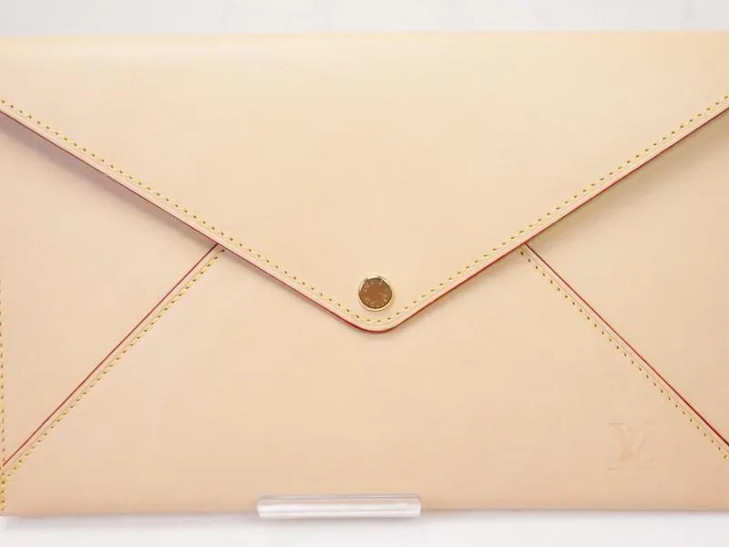 Authentic Pre-owned Louis Vuitton Ltd Nomade Vachetta Leather Envelope Travel Clutch Case 210413