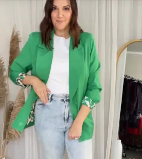 Betty Relaxed Fit Blazer - Kermit Green