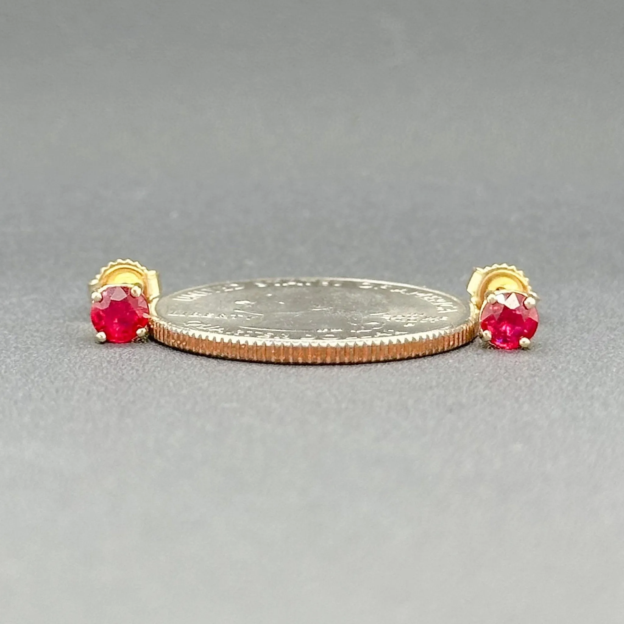 Estate 14K Y Gold 4mm 0.65ctw Ruby Stud Earrings