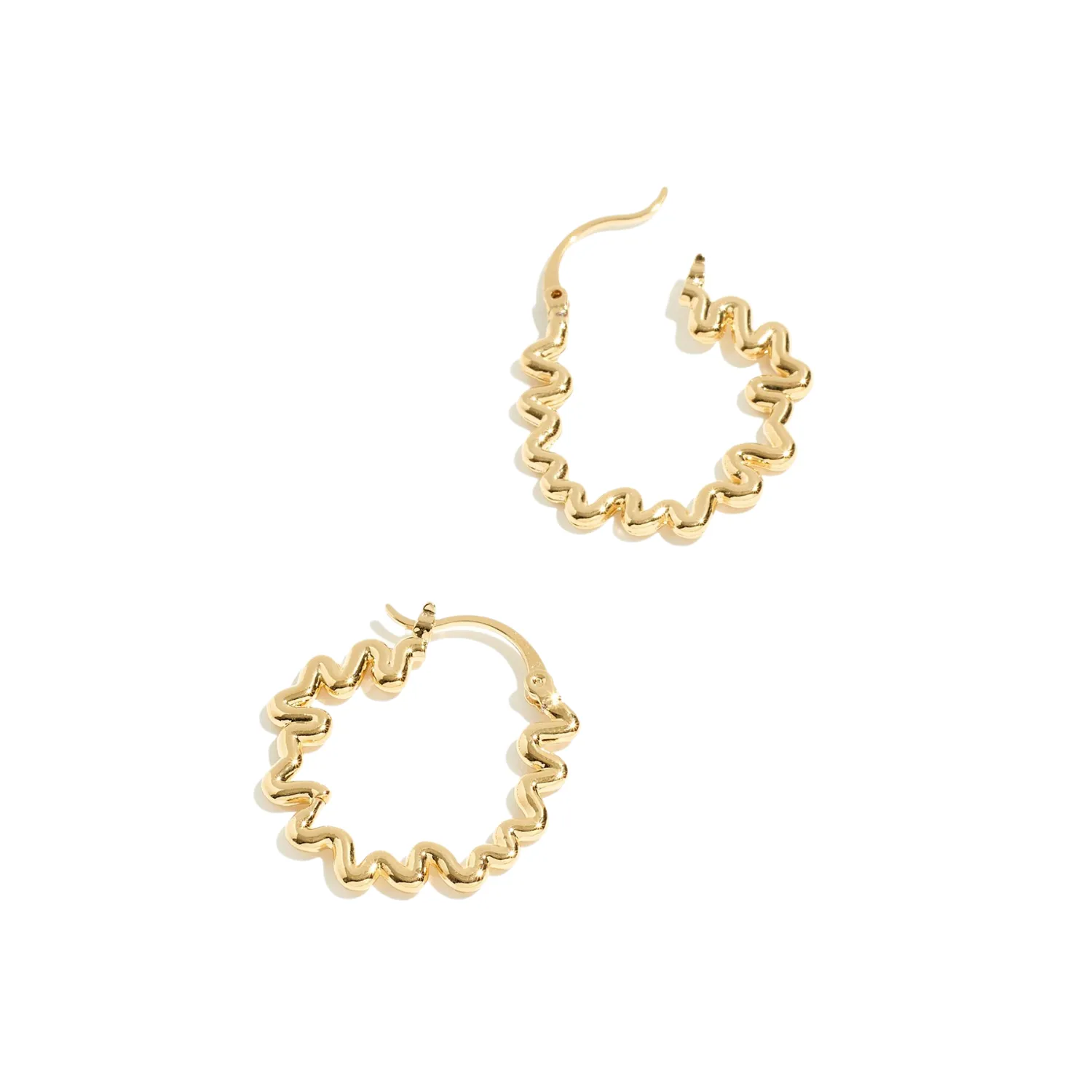 gold wavy hoop earrings