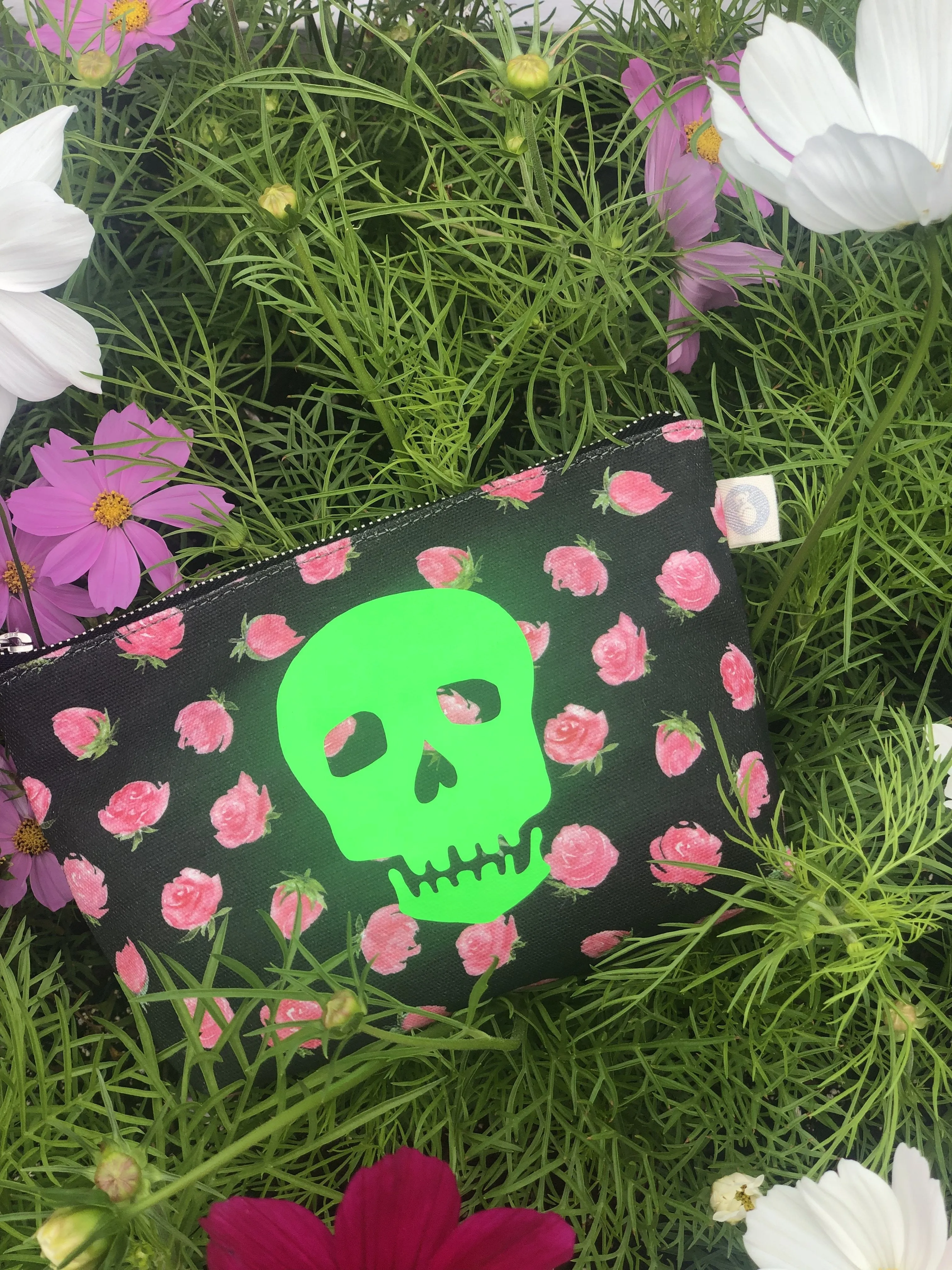 Makeup Bag: Black Floral