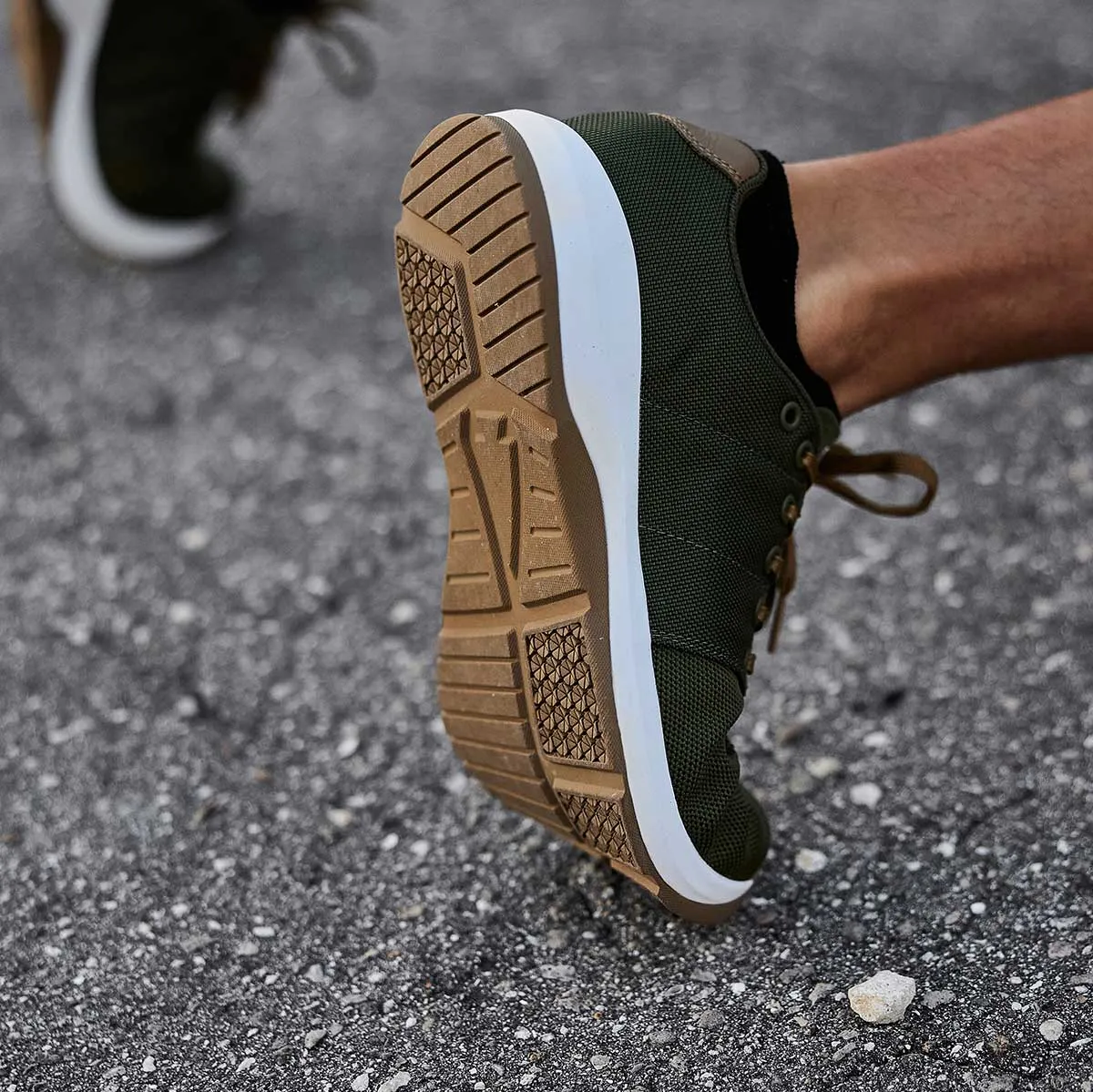 Men's Ballistic Trainers - Green   White   Gum