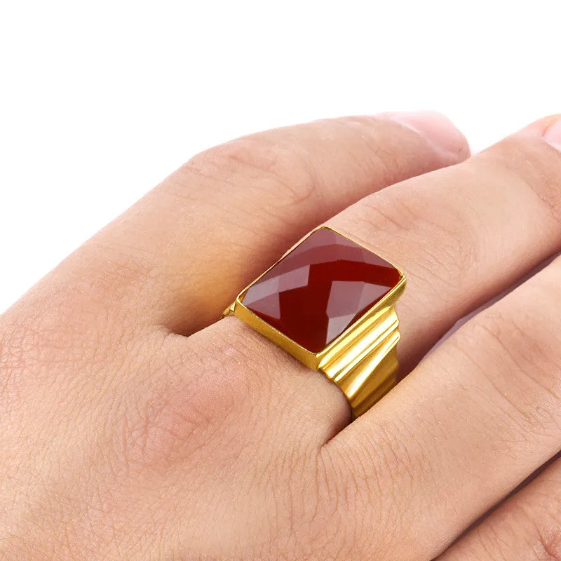 Men's Ring in 14k Yellow Gold with Natural Red Agate Stone