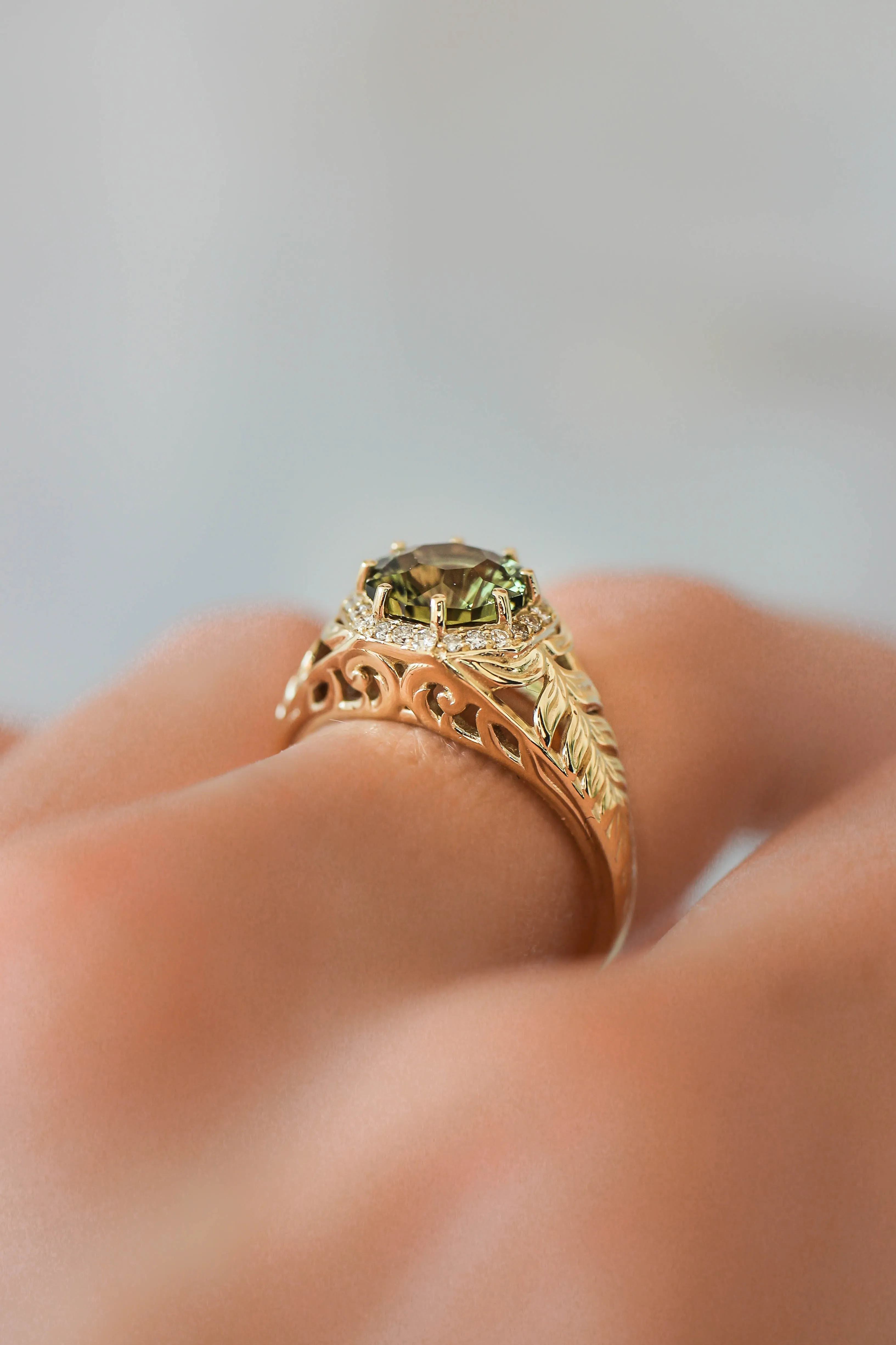 Octagon cut tourmaline and diamonds ring, fern ring