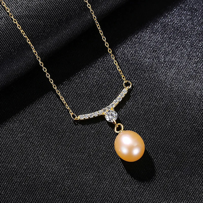 Silver Freshwater Pearl Pendant Necklace with CZ Diamonds