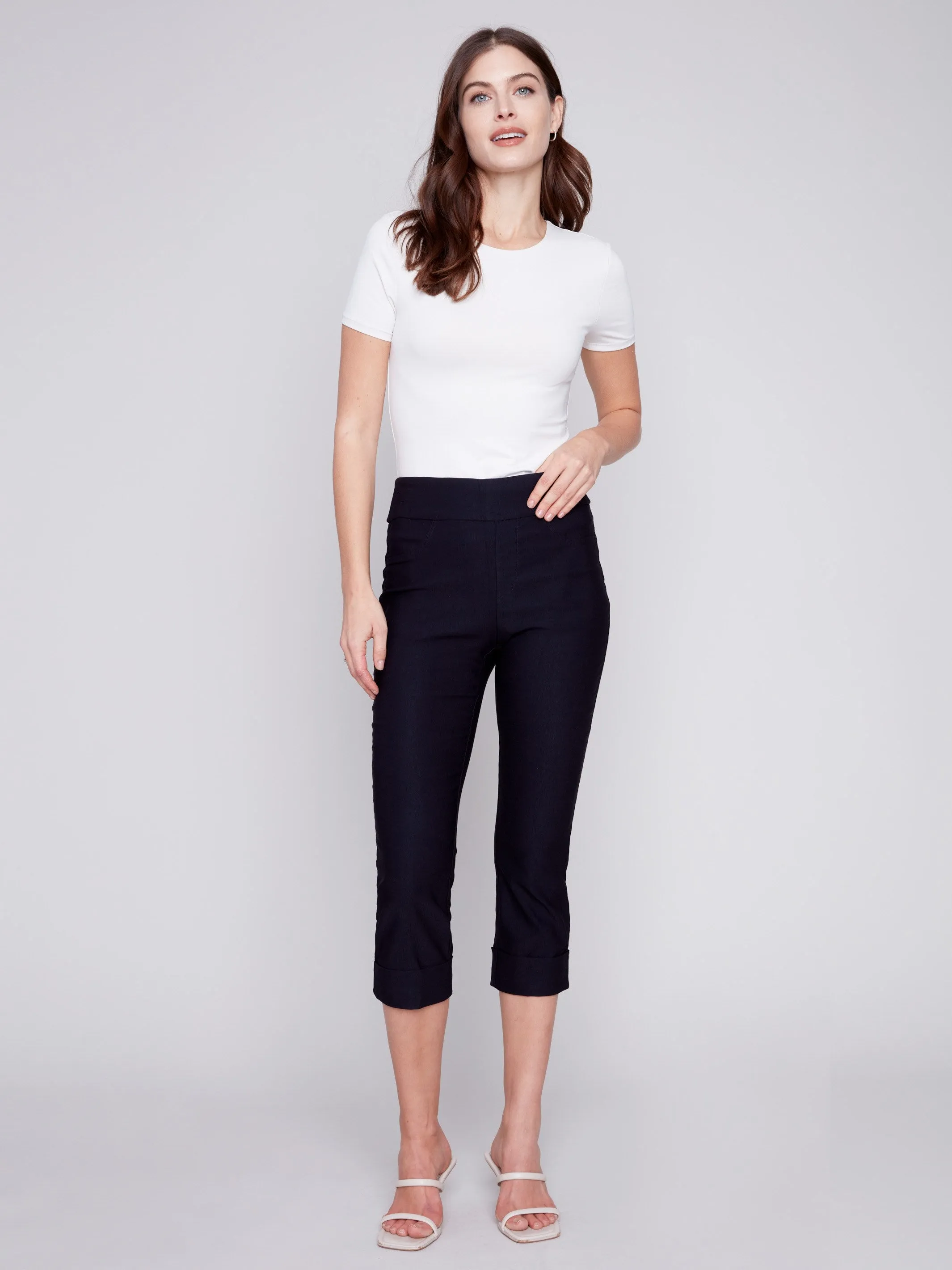 Stretch Pull-On Capri Pants - Black