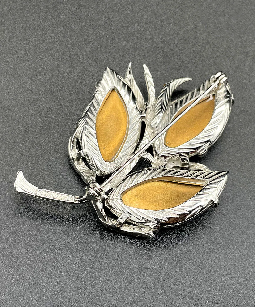 【USA輸入】 ヴィンテージ FLORENZA リーフ フロストガラス ブローチ/Vintage FLORENZA Leaf Frosted Glass Brooch