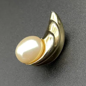 【USA輸入】 (片耳) ヴィンテージ TRIFARI パール イヤリング/(For One Ear)Vintage TRIFARI Pearl Clip On Earrings