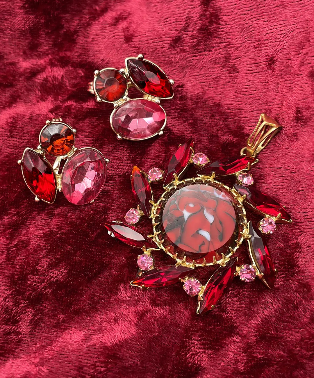 【USA輸入】ヴィンテージ Jonette Jewelry ルビーレッド マーブル ペンダント/Vintage Jonette Jewelry Red Marble Pendant