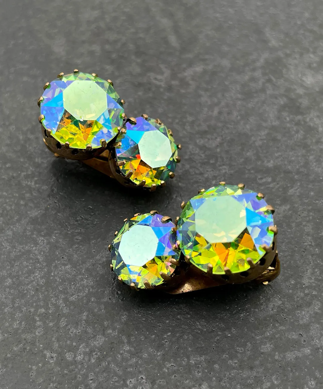 【USA輸入】ヴィンテージ オーストリア製 オーロラ ビジュー イヤリング/Vintage AUSTRIA Aurora Bijou Clip On Earrings