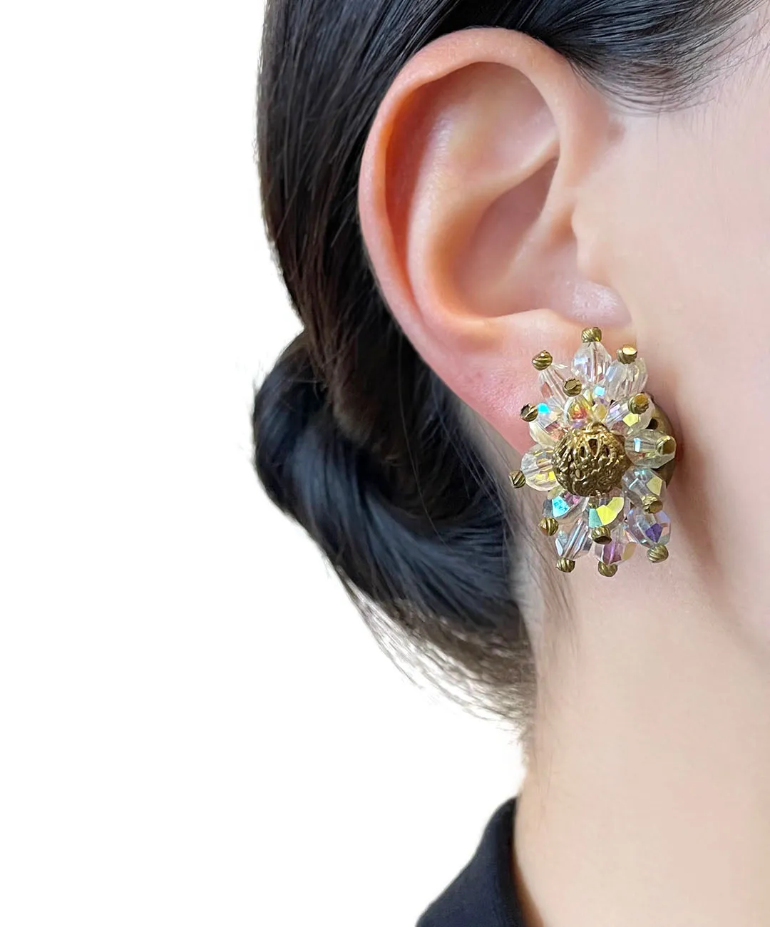 【USA輸入】ヴィンテージ  オーロラビーズ クラスター イヤリング/Vintage Aurora Beads Cluster Clip On Earrings