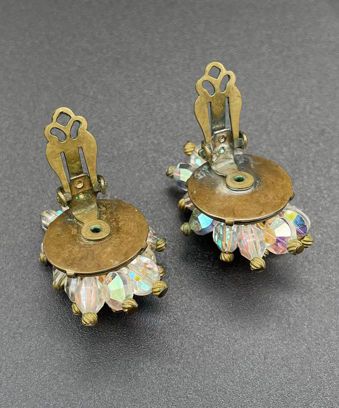 【USA輸入】ヴィンテージ  オーロラビーズ クラスター イヤリング/Vintage Aurora Beads Cluster Clip On Earrings