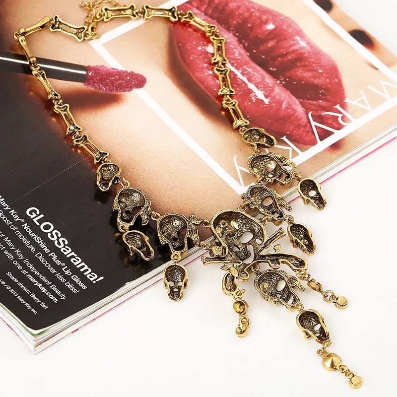 Vintage Skull Necklace: Punk Style Sweater Chain for Halloween Holiday Jewelry Accessories LJH22