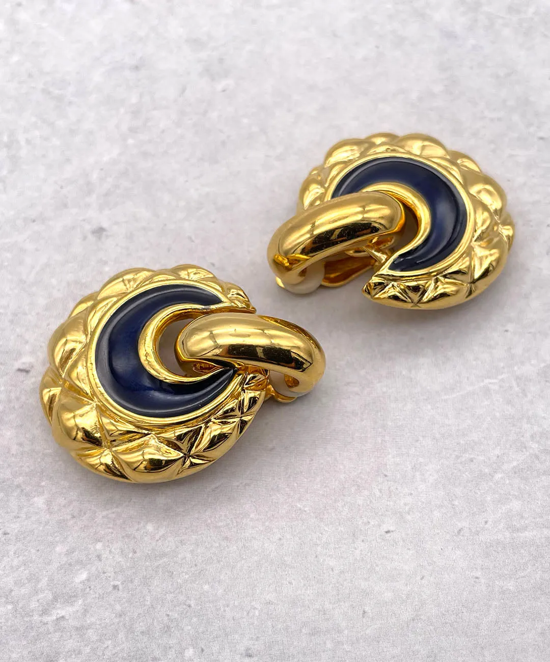 【フランス輸入】ヴィンテージ SPHINX for CAURA エナメル イヤリング/Vintage SPHINX for CAURA Enamel Clip On Earrings