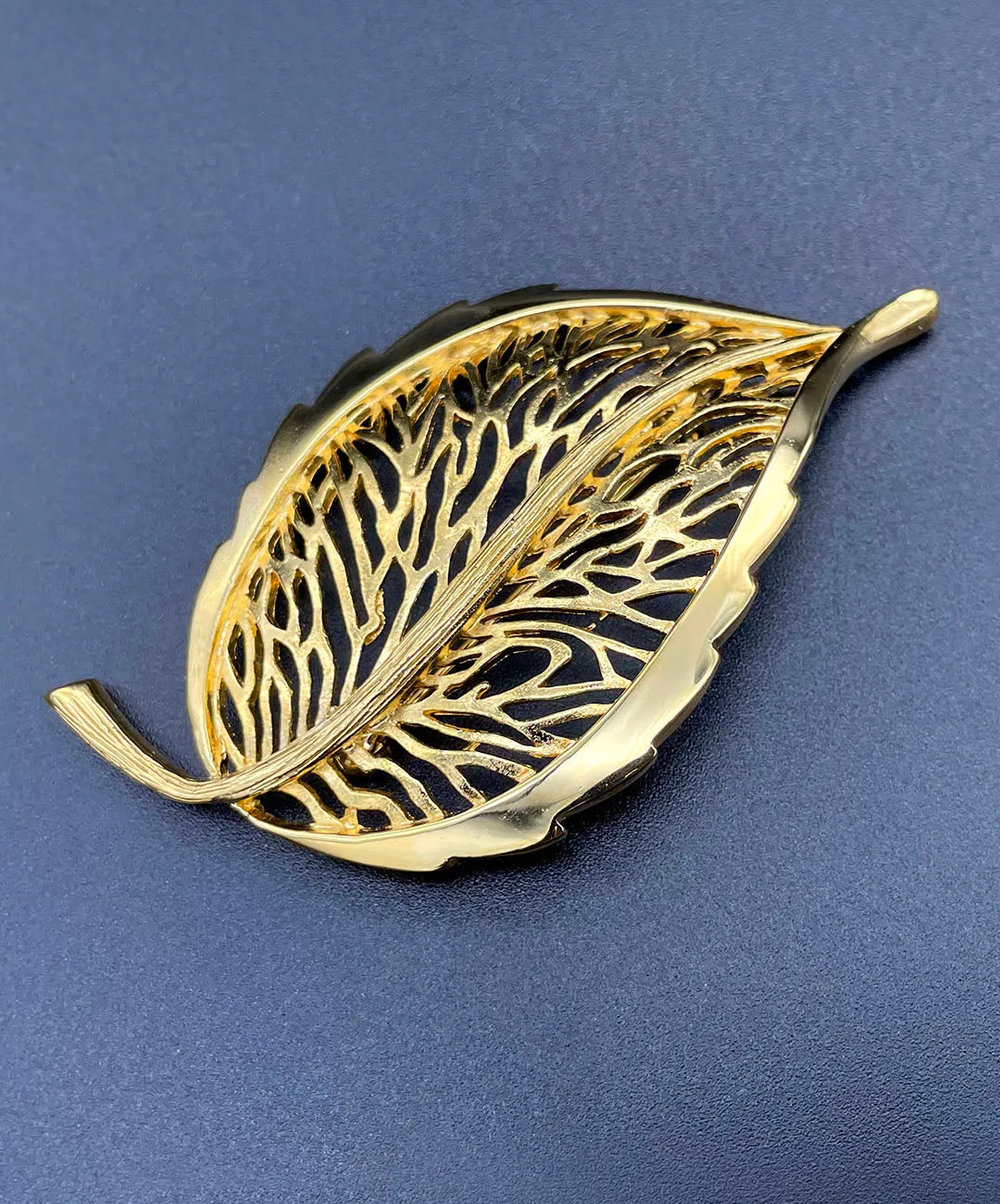 【フランス輸入】ヴィンテージ SPHINX オープンワーク リーフ ブローチ/Vintage SPHINX Openwork Leaf Brooch